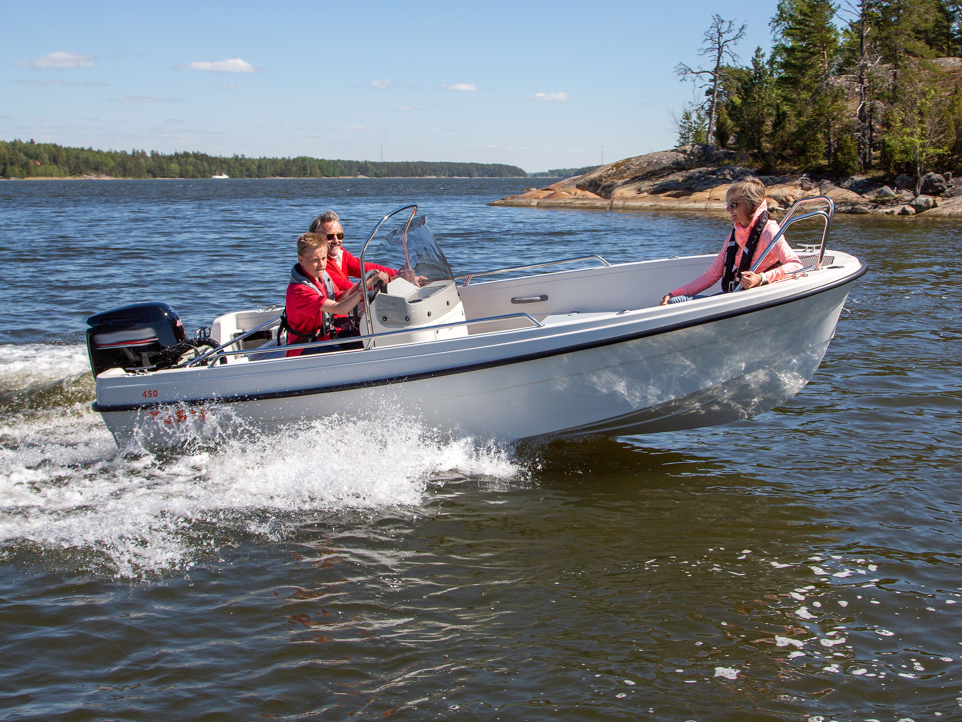 Terhi ABS-boats Background
